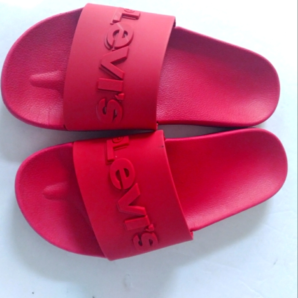 Levi's Red Pool Slides Sandals Summer Beach Casual Slip-On Slippers